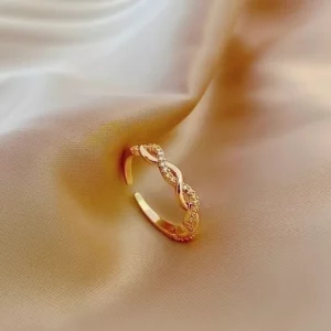 Bague infini dorée